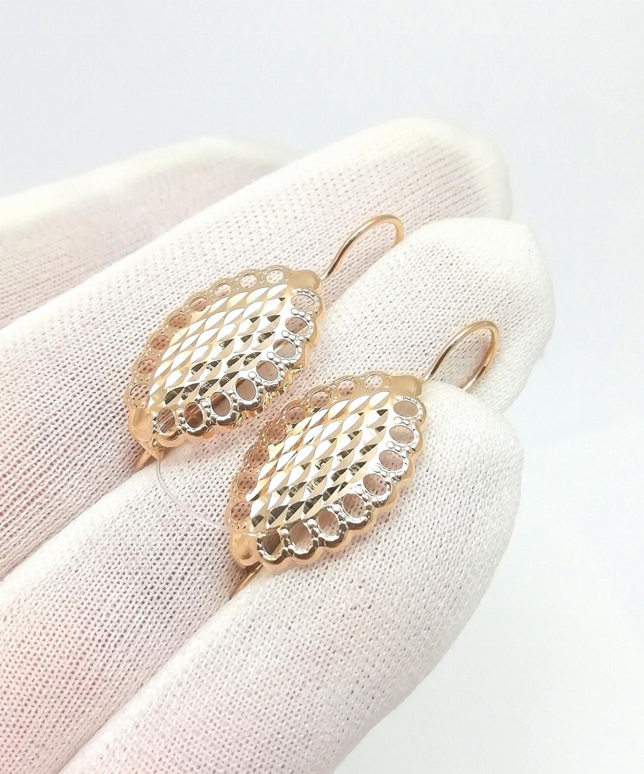 Золотые серьги женские