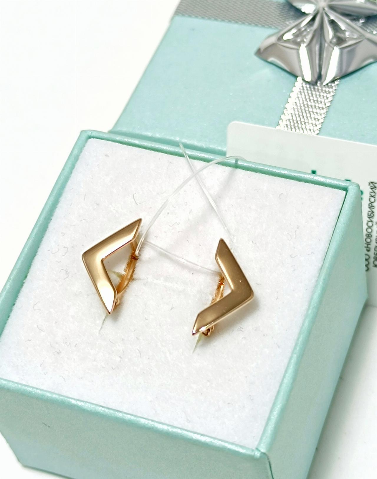 Золотые серьги женские