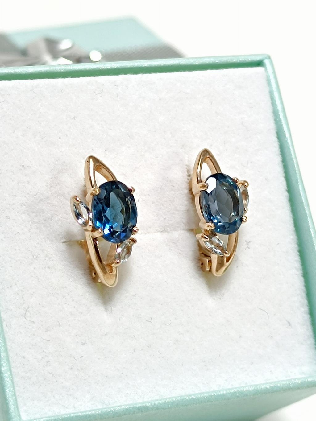 Золотые серьги женские, вставка фианит