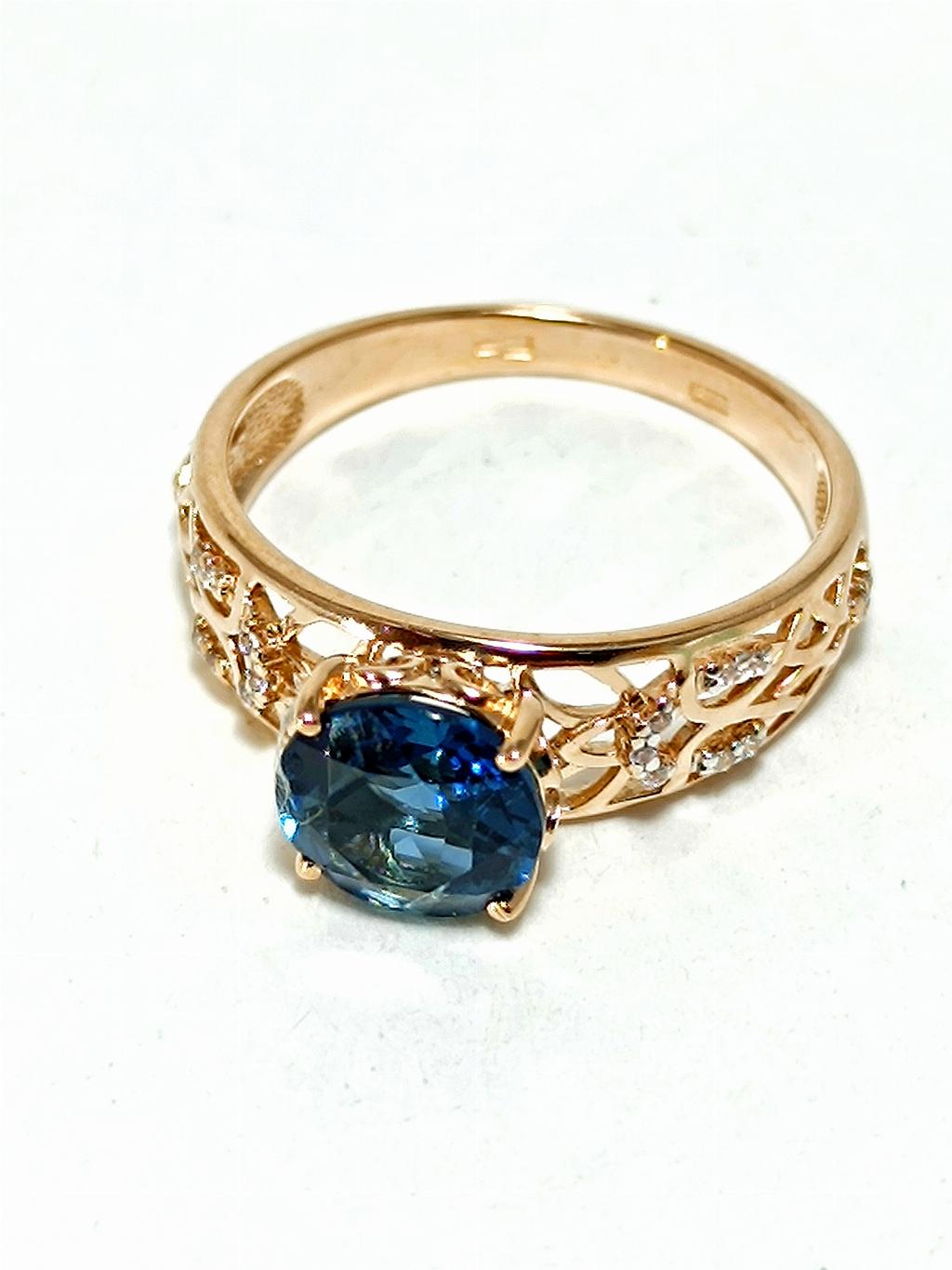 Золотое кольцо женское, вставка фианит