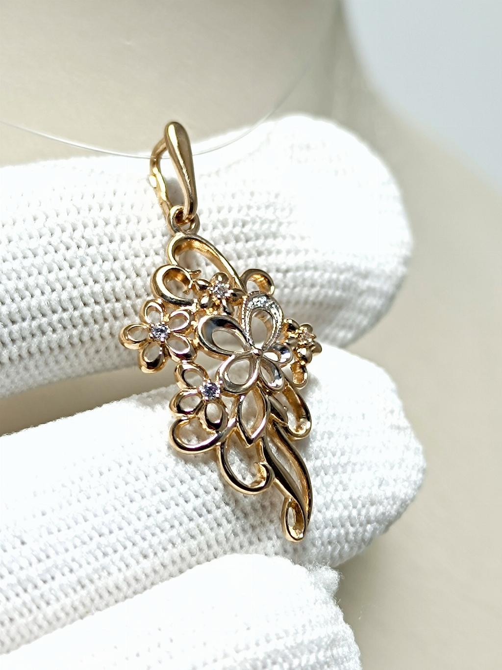 Золотая подвеска женская, вставка фианит