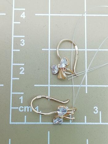 Золотые серьги детские, вставка фианит