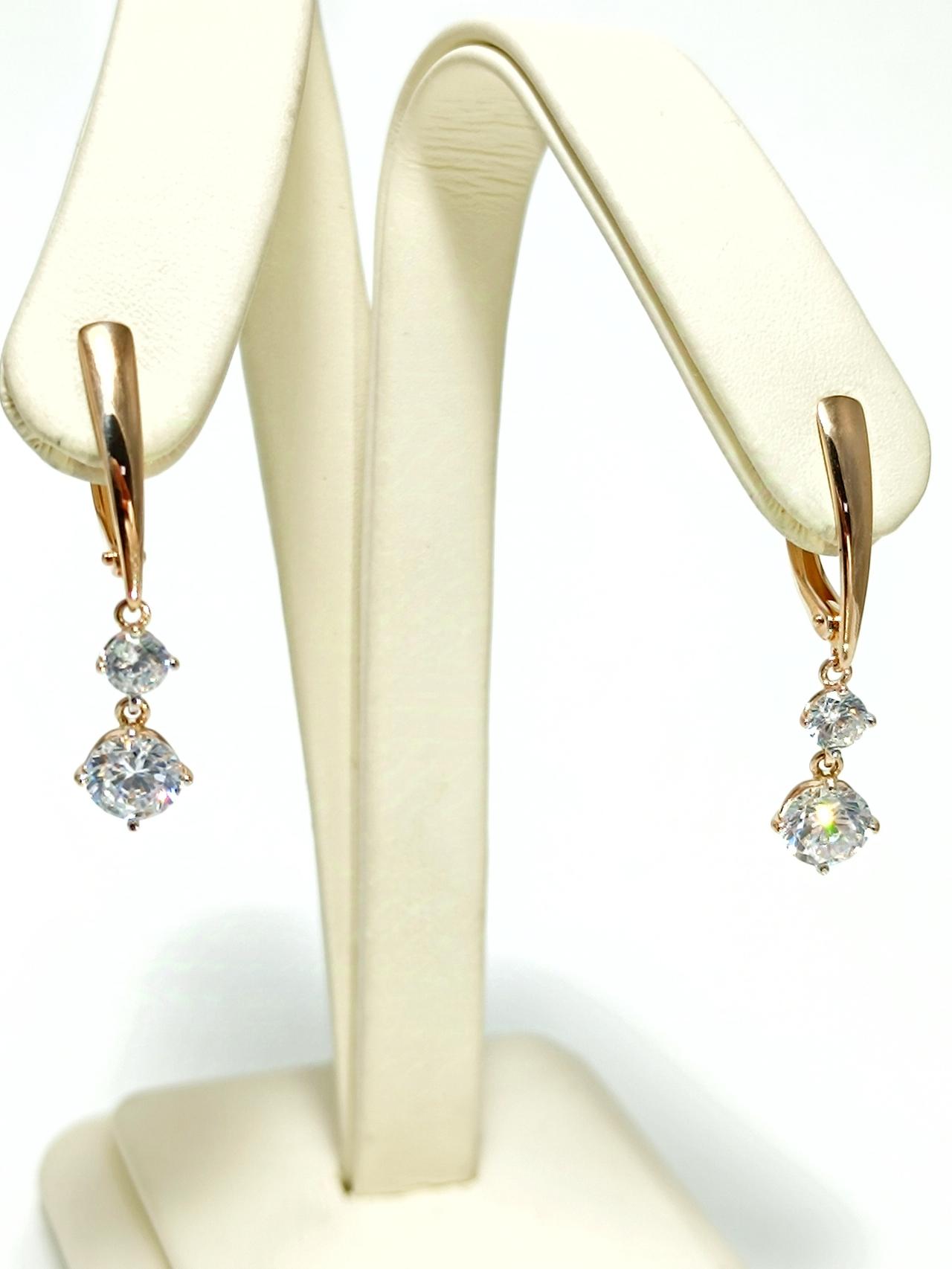 Золотые серьги, вставка фианит