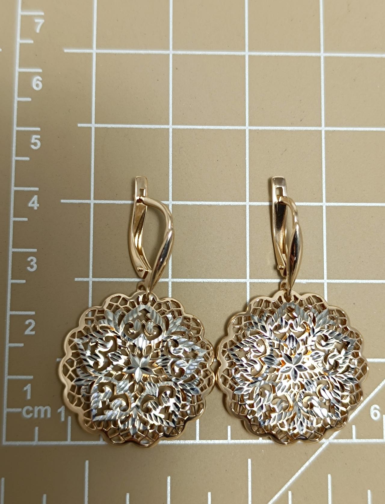 Золотые серьги женские