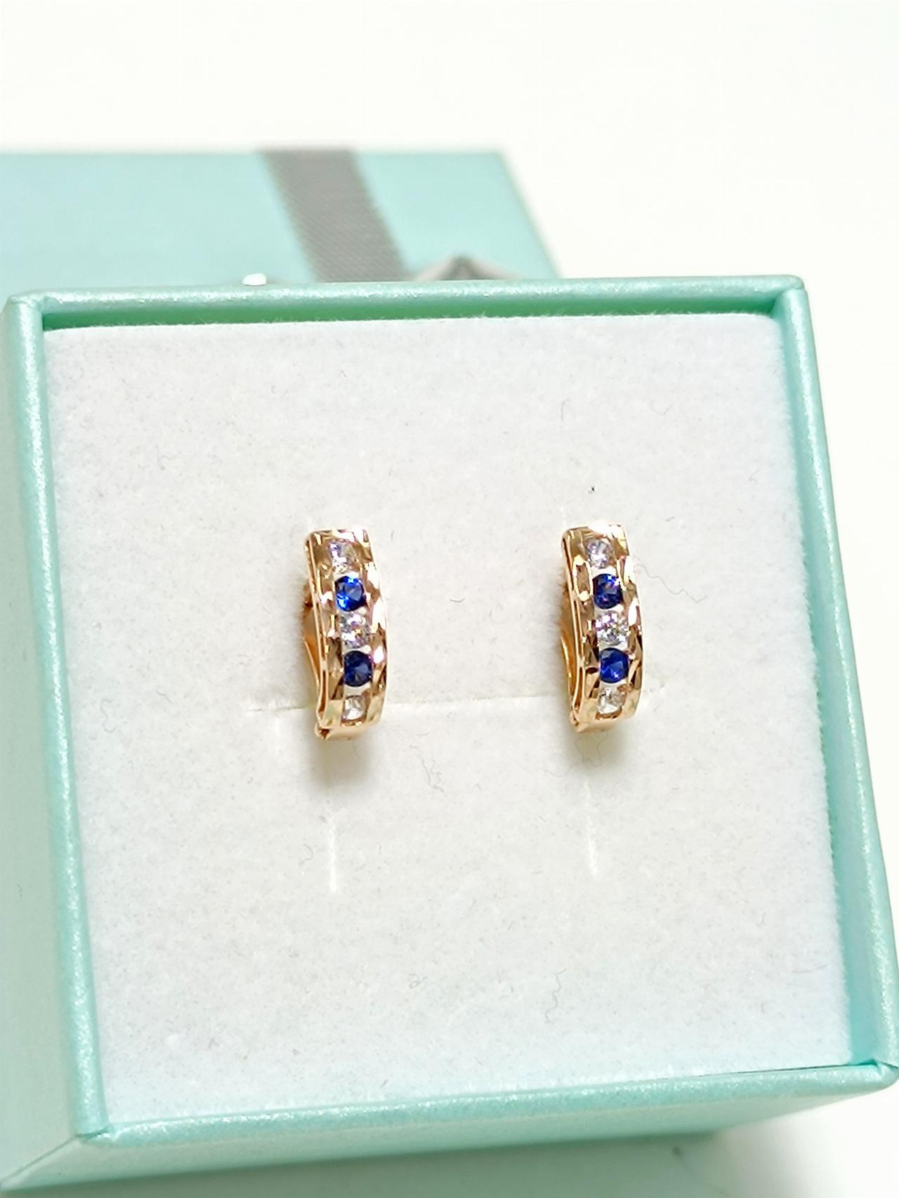 Золотые серьги детские, вставка фианит