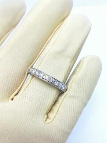 Золотое кольцо дорожка, вставка бриллиант