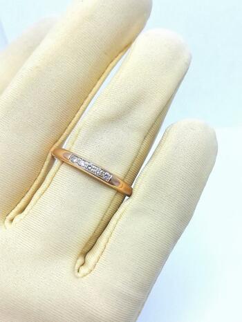 Золотое кольцо дорожка, вставка бриллиант