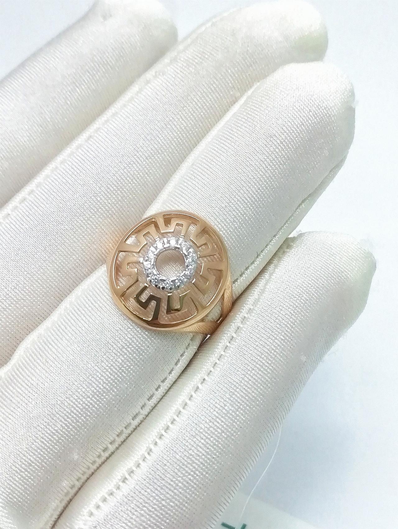 Золотое кольцо женское, вставка фианит