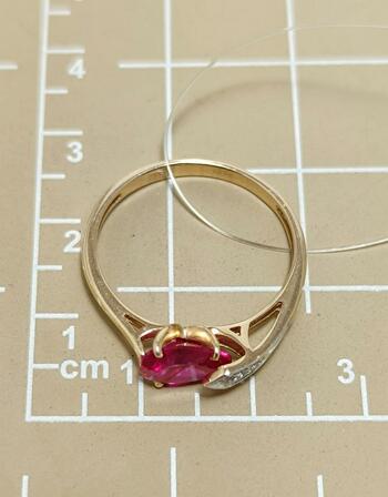 Золотое кольцо женское