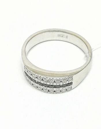 Золотое кольцо, вставка бриллиант