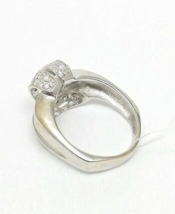 Золотое кольцо, вставка бриллиант