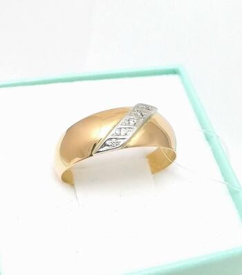 Золотое кольцо, вставка фианит