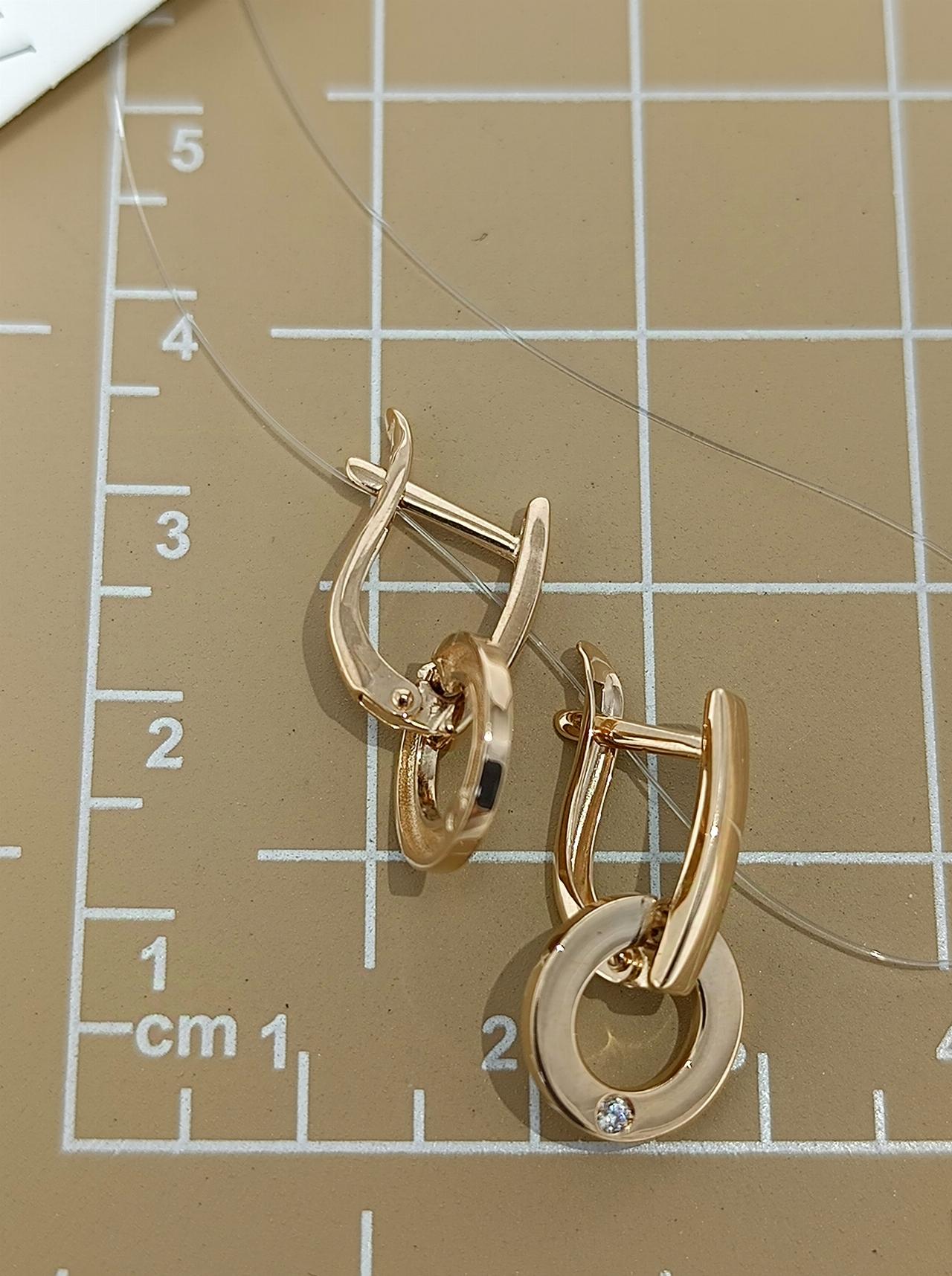 Золотые серьги женские, вставка фианит