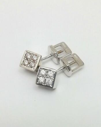 Золотые серьги, вставка бриллиант