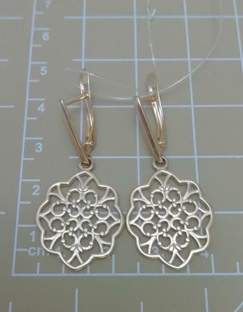 Золотые серьги ажурные