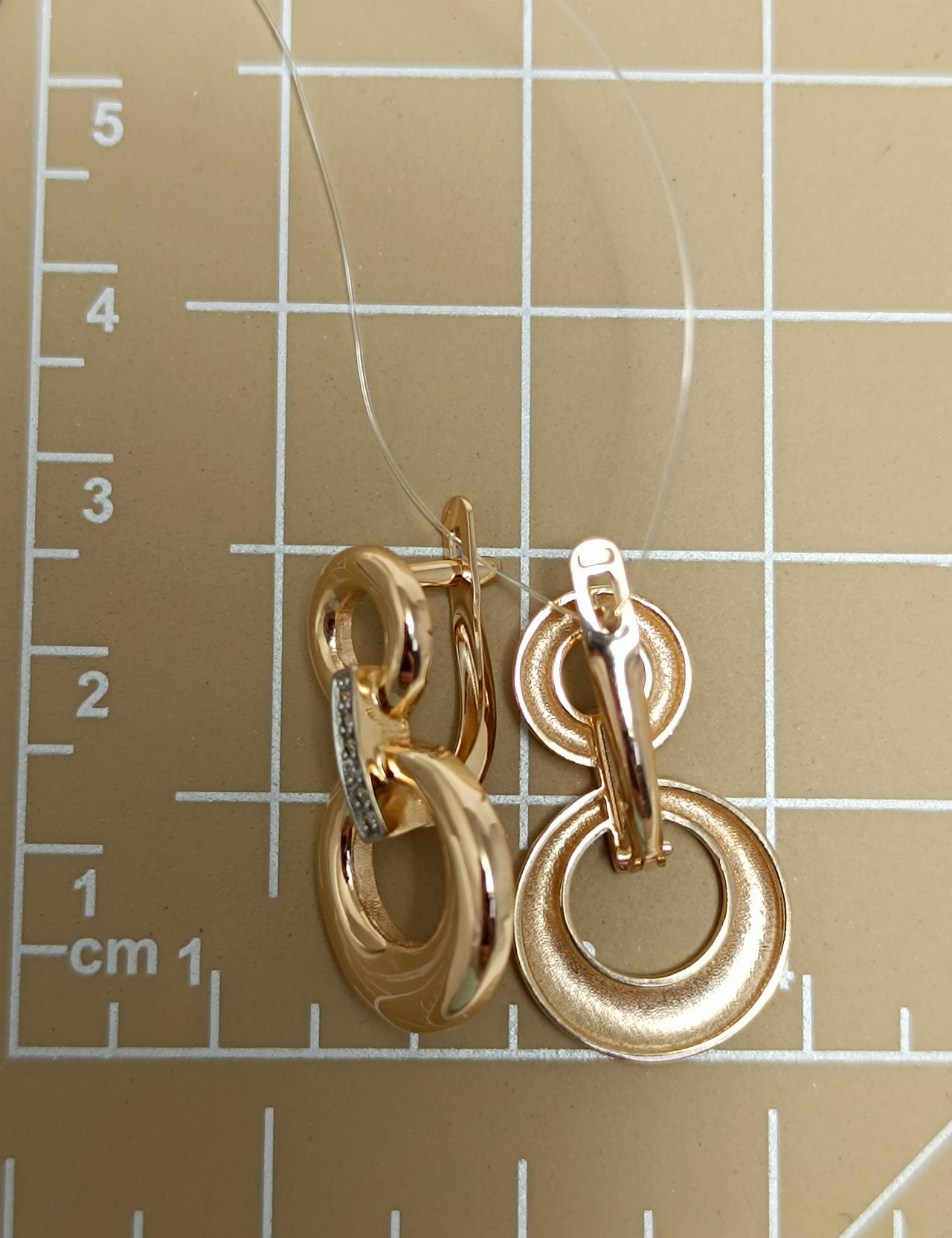 Золотые серьги женские