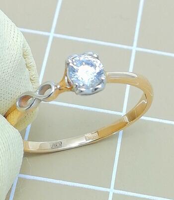 Золотое кольцо, вставка фианит