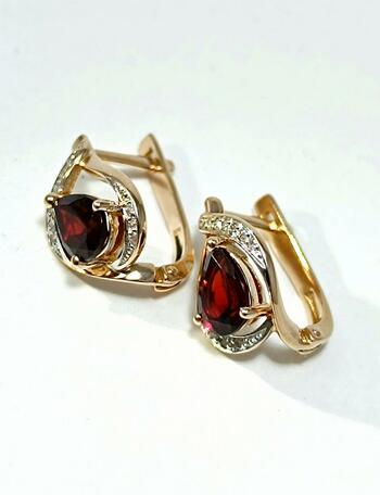 Золотые серьги женские, вставка фианит