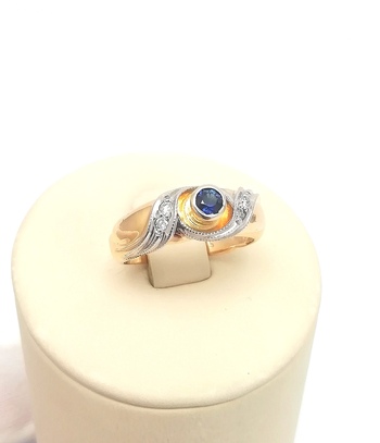 Золотое кольцо, вставка бриллиант