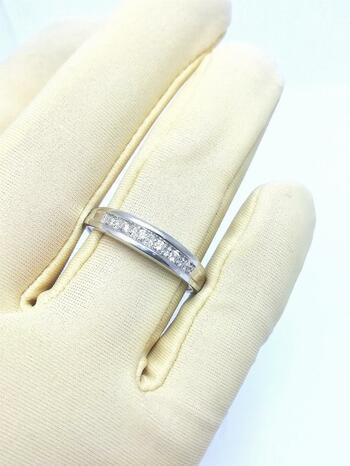 Золотое кольцо, вставка бриллиант