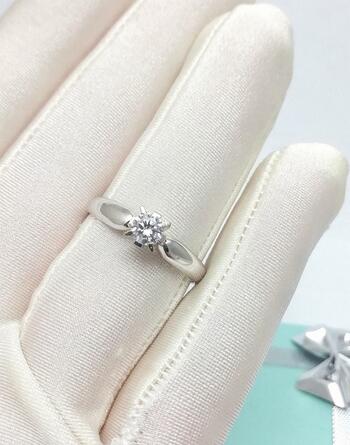 Золотое кольцо, вставка бриллиант