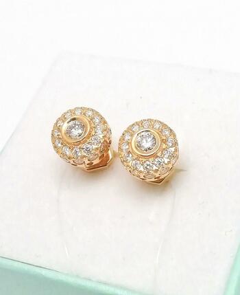 Золотые серьги пусеты, вставка бриллиант