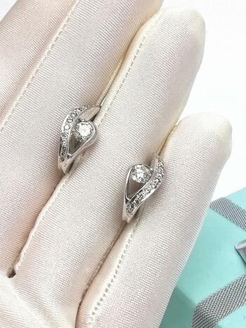 Золотые серьги, вставка бриллиант