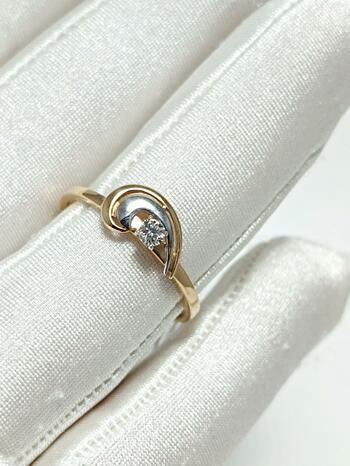 Золотое кольцо, вставка бриллиант