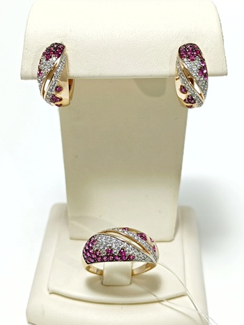 КОМПЛЕКТ: ЗОЛОТЫЕ СЕРЬГИ И КОЛЬЦО С ФИАНИТАМИ 7,8 ГРАММ