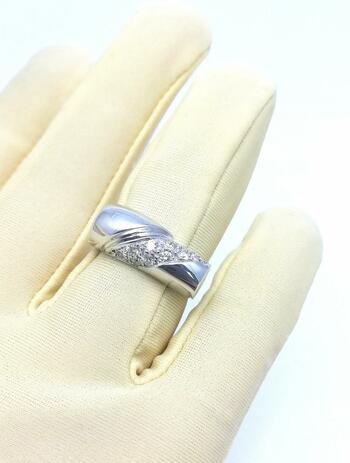 Золотое кольцо, вставка бриллиант