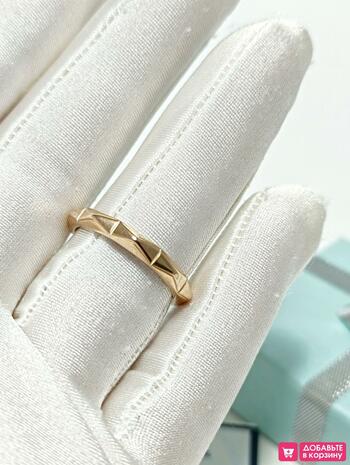 Золотое кольцо женское