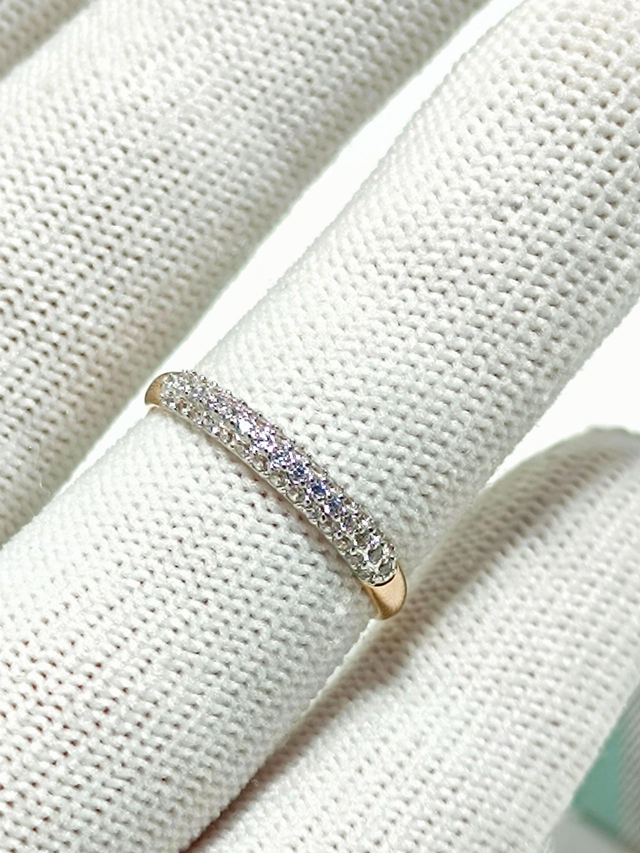 Золотое кольцо женское, вставка фианит