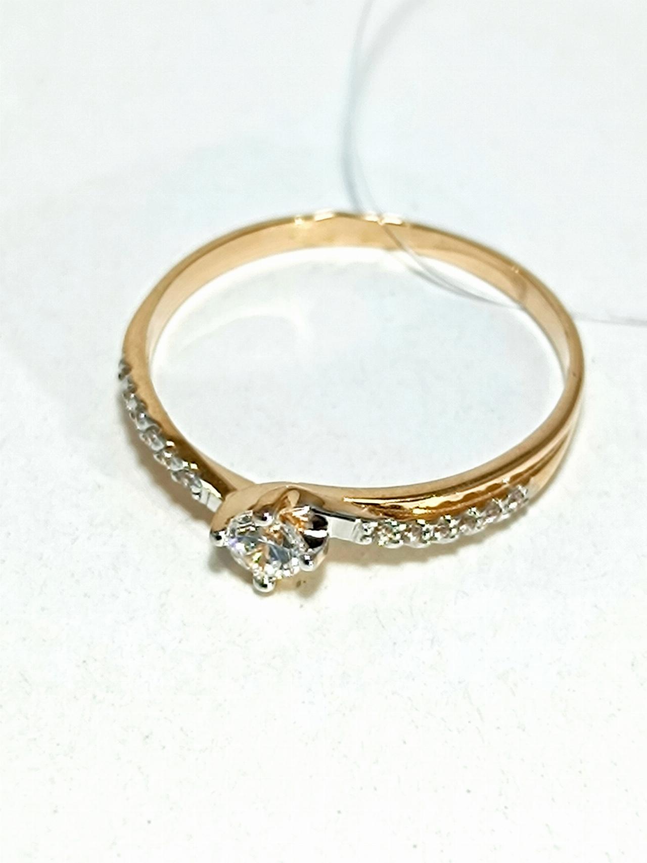 Золотое кольцо женское, вставка фианит