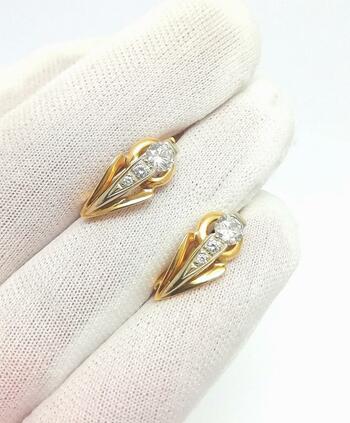 Серьги женские классические, вставка бриллиант