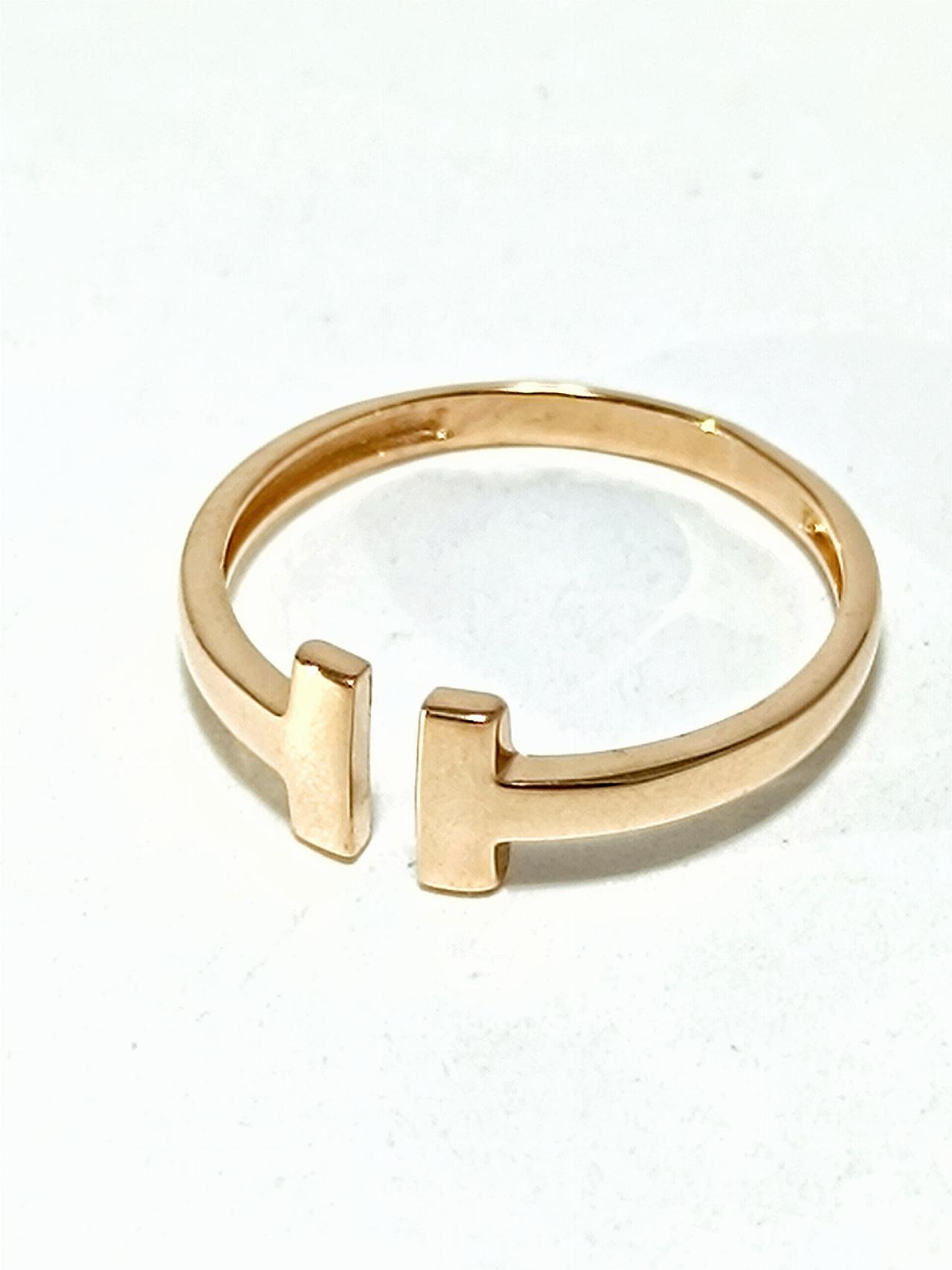 Золотое кольцо женское