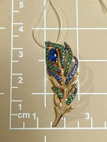 Золотая брошь - подвеска женская, вставка фианит