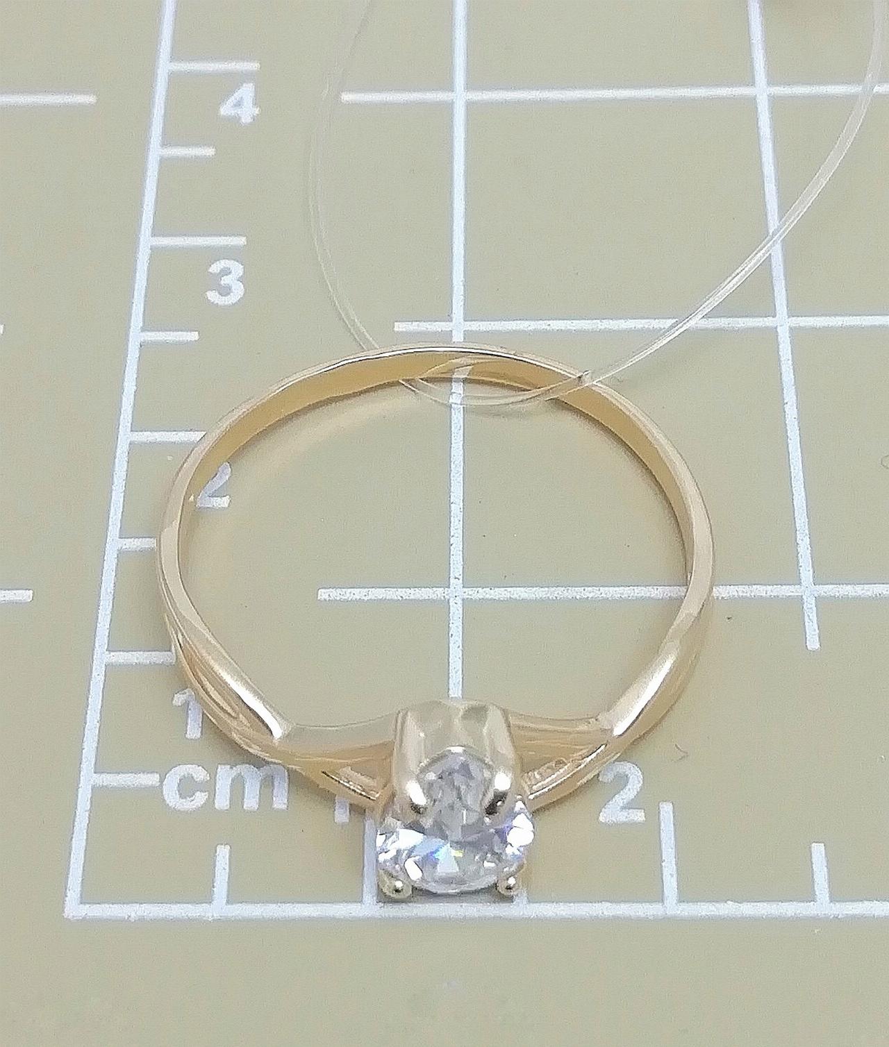 Золотое кольцо женское, вставка фианит