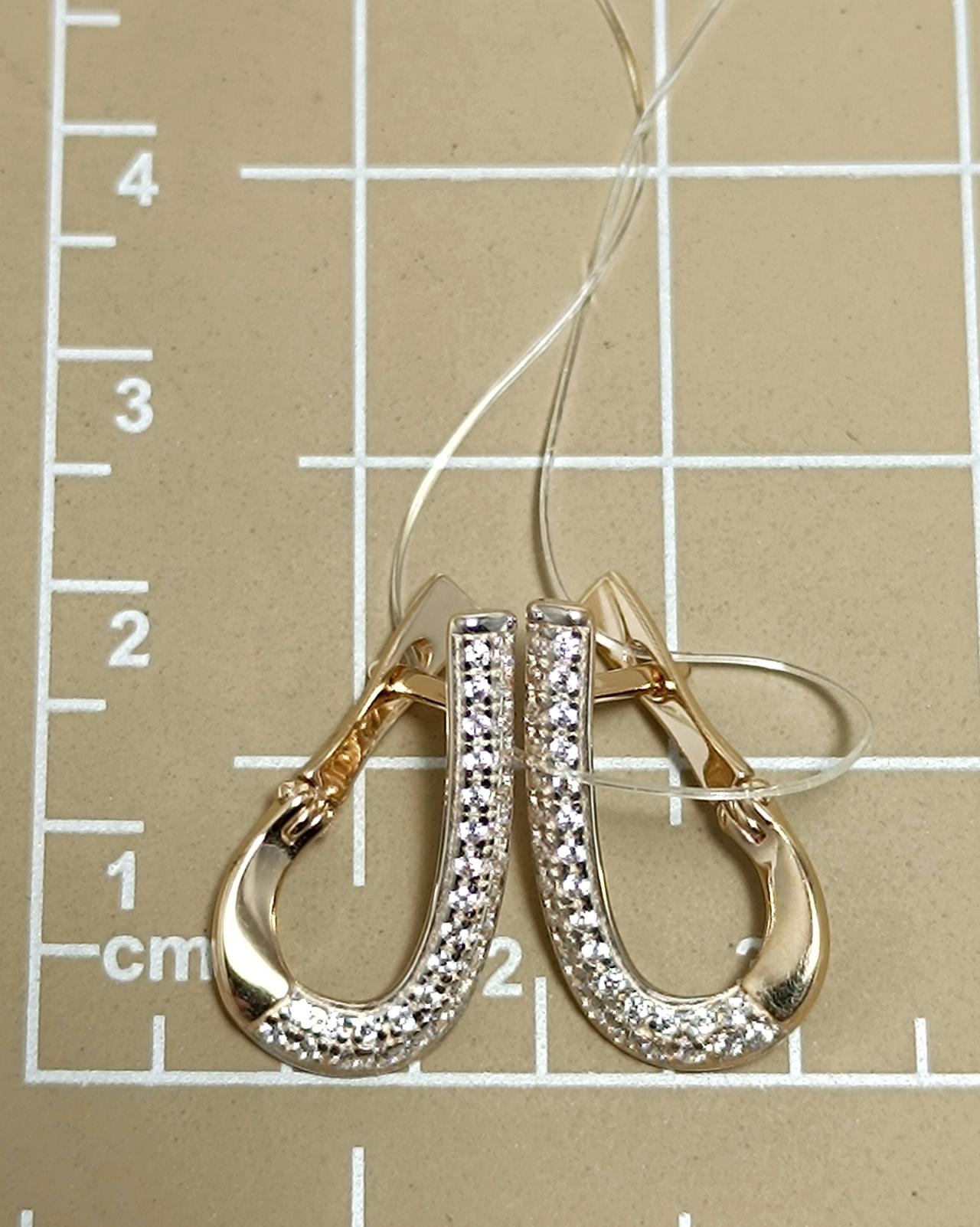 Золотые серьги женские, вставка фианит