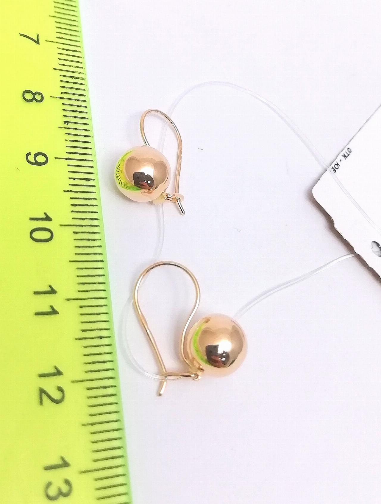 Золотые серьги шары