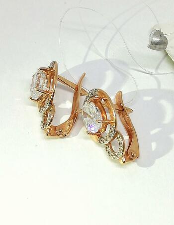Золотые серьги, вставка фианит