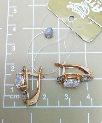 Золотые серьги, вставка фианит