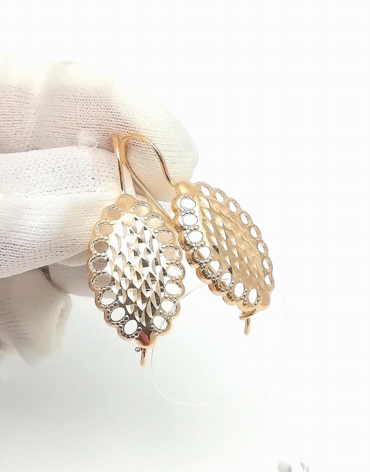 Золотые серьги женские