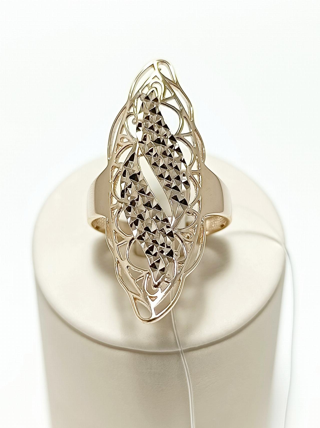 Золотое кольцо женское