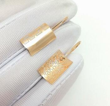 Золотые серьги пластины