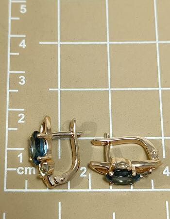 Золотые серьги женские, вставка фианит